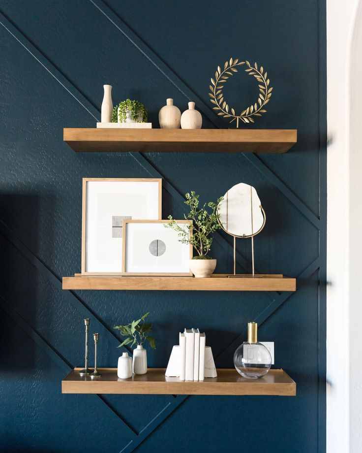 wall-mounted-shelves