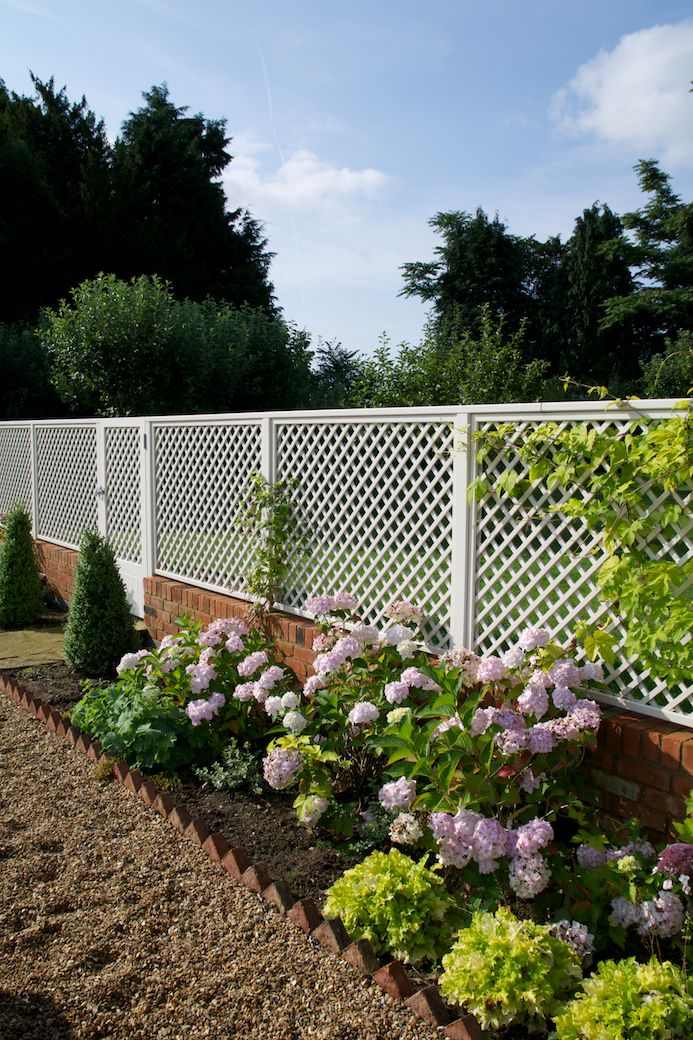 privacy-screen-front-yard-landscaping-ideas-for-small-homes