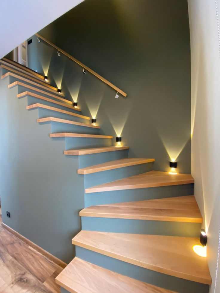 step-lights-small-hallway-light-ideas