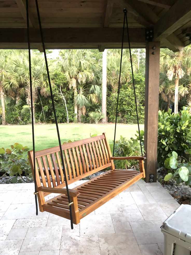 rustic-beach-swing