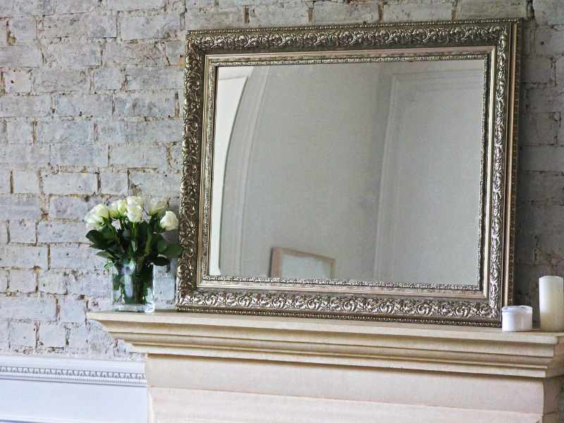 ornate-mirrors-french-shabby-chic-living-room-ideas