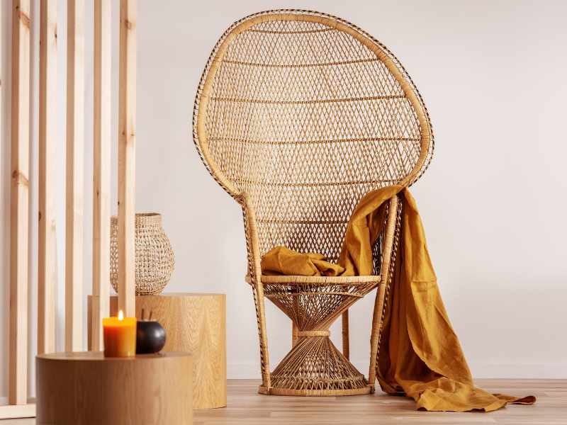 wicker-accents-small-apartment-living-room-ideaas