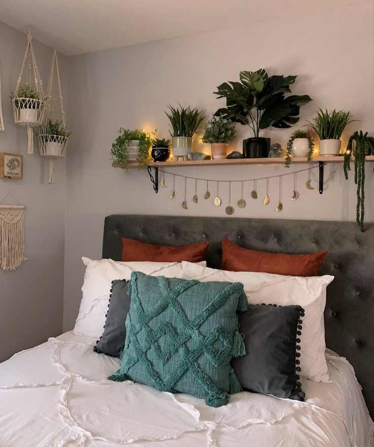 floating-shelves-bed-back-wall-design-ideas