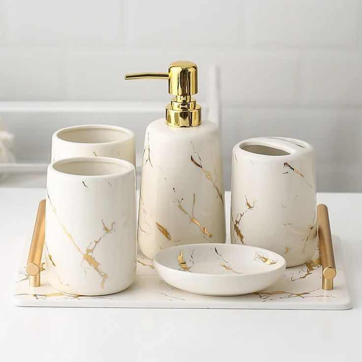 marble-accessories-small-bathroom-counter-decor-ideas