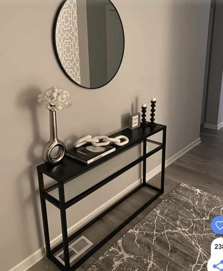 minimalist-marvel-hallway-console-table-ideas