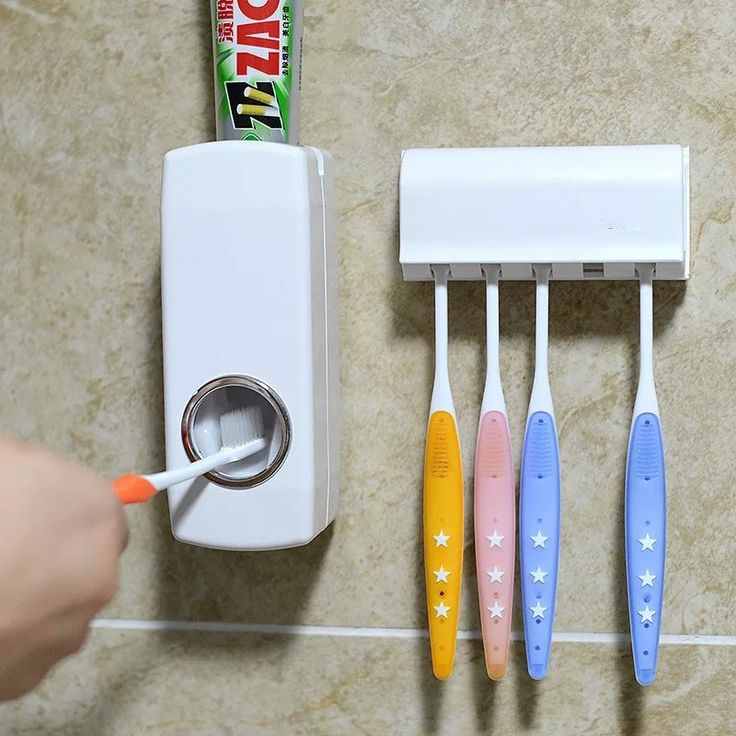 chic-toothbrush-holder