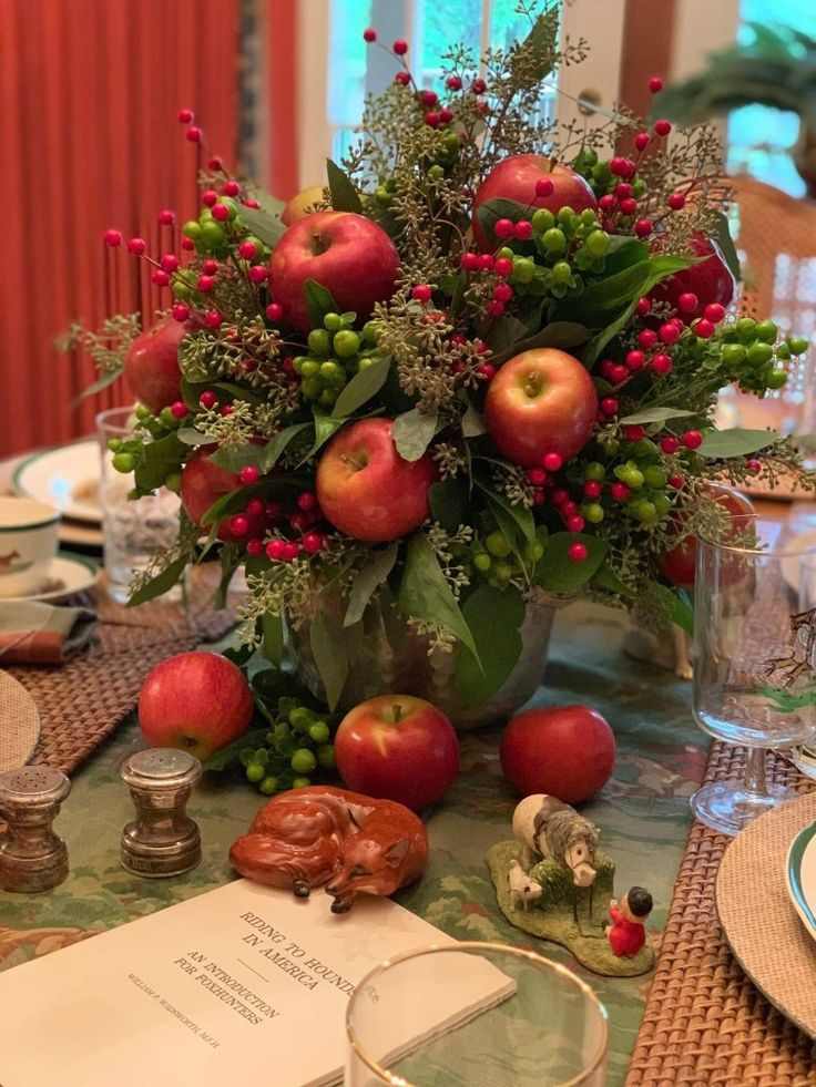 apple-and-berry-bowl