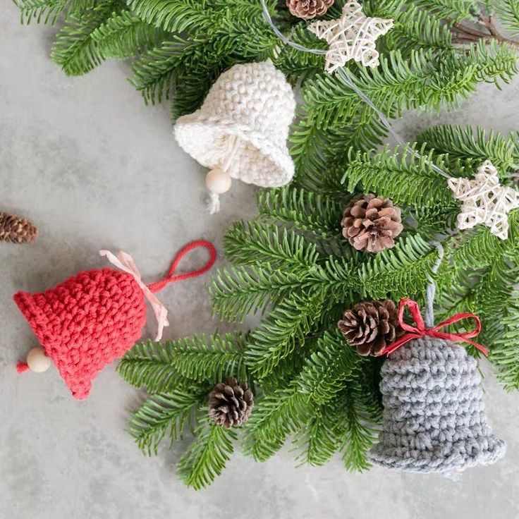 chunky-knit-tree-ornament-christmas-aesthetic-decor