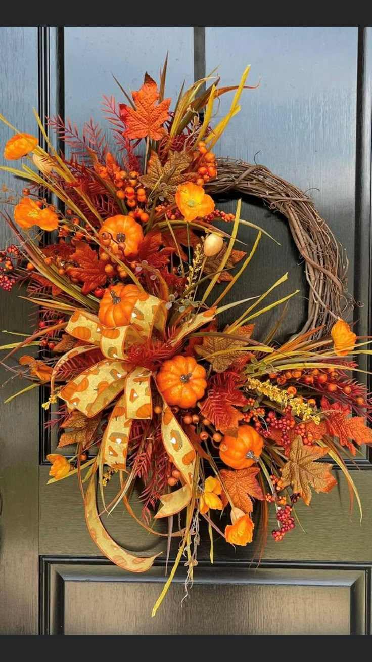 gourd-wreath-autumn-home-exterior-ideas