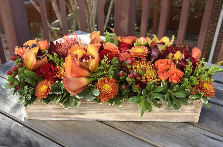 autumn-herb-and-flower-centerpiece