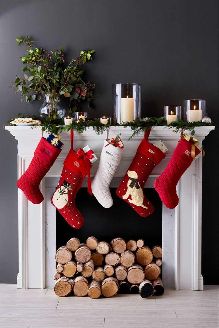 natural-fiber-stockings-natural-christmas-decor-ideas