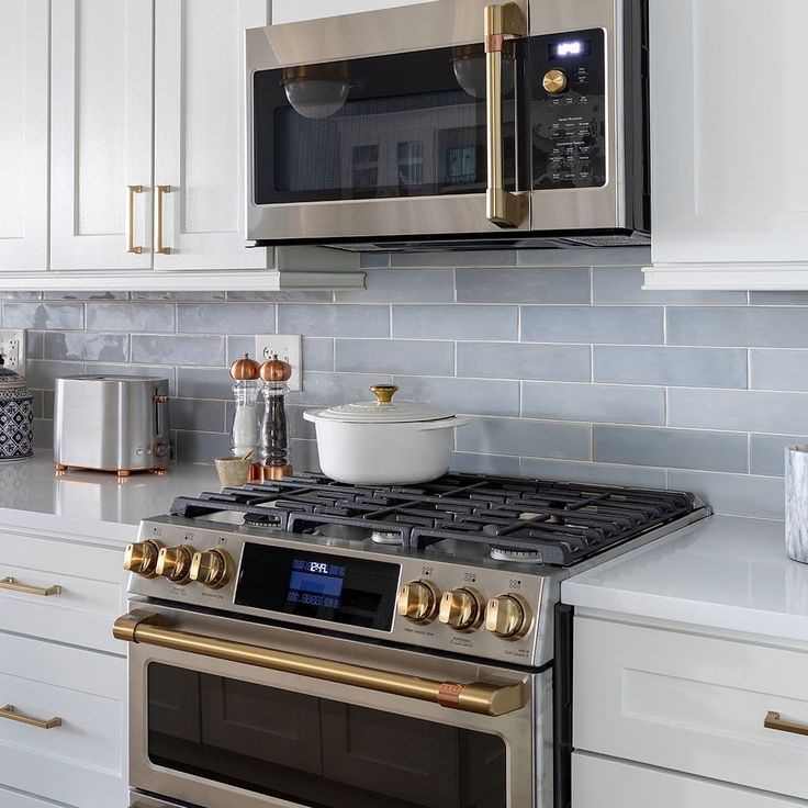 stainless-steel-appliances-small-modern-kitchen-design