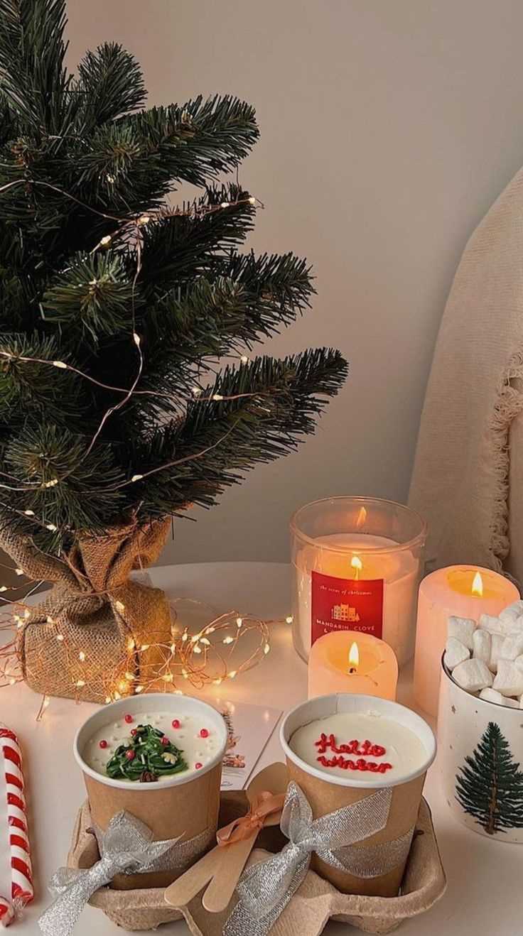 warm-scented-candles-christmas-aesthetics-decor