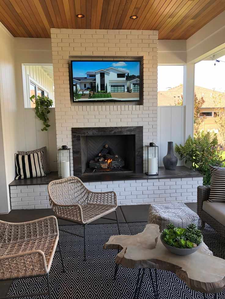 outdoor-built-in-fireplace-built-in-fireplace-ideas