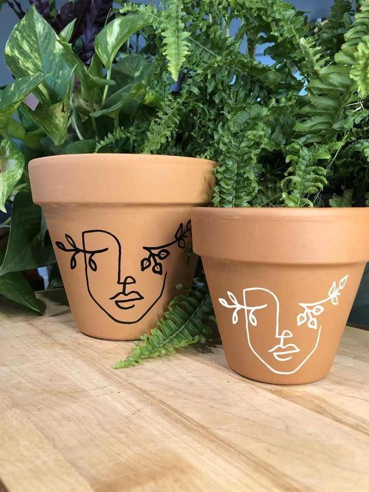 clay-pot-planters-afrocentric-decor-ideas