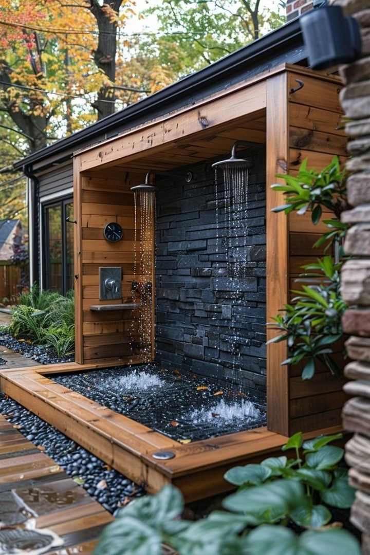 outdoor-shower-small-backyard-guesthouse-decor-ideas