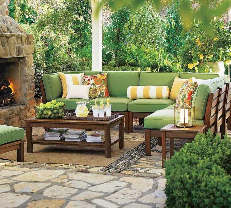 outdoor-cushions-and-poufs