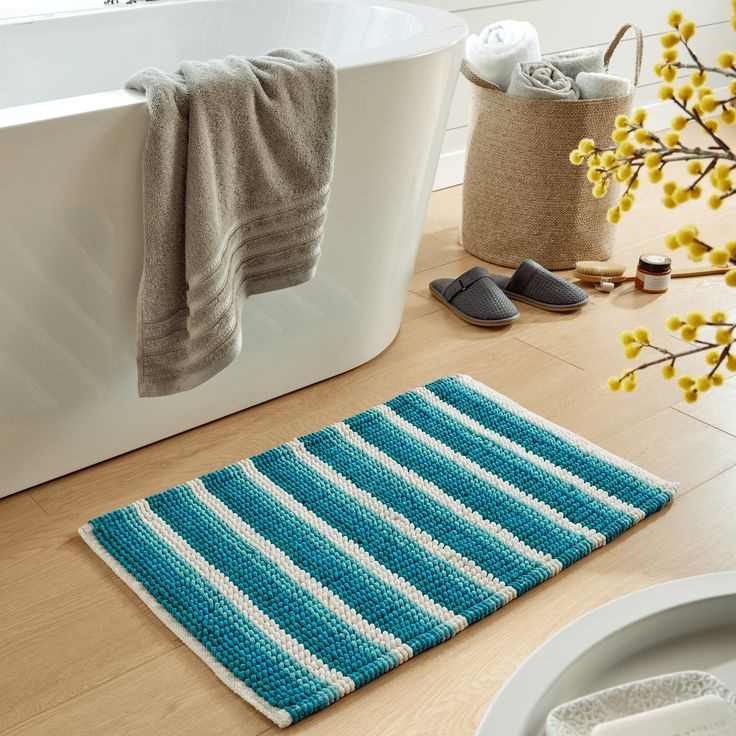 striped-bathmat