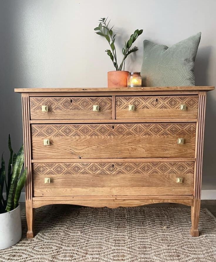 thrifted-and-upcycled-furniture