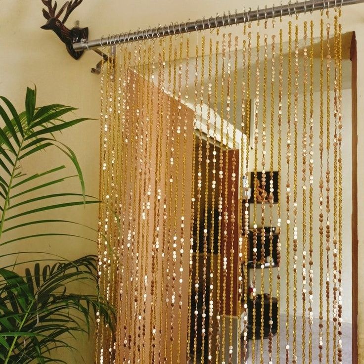 beaded-curtains-boho-chic-living-room-ideas