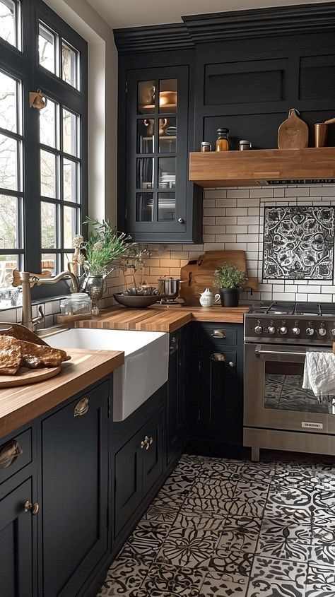 illusion-with-patterns-kitchen-decor-tips-to-maximize-spaces