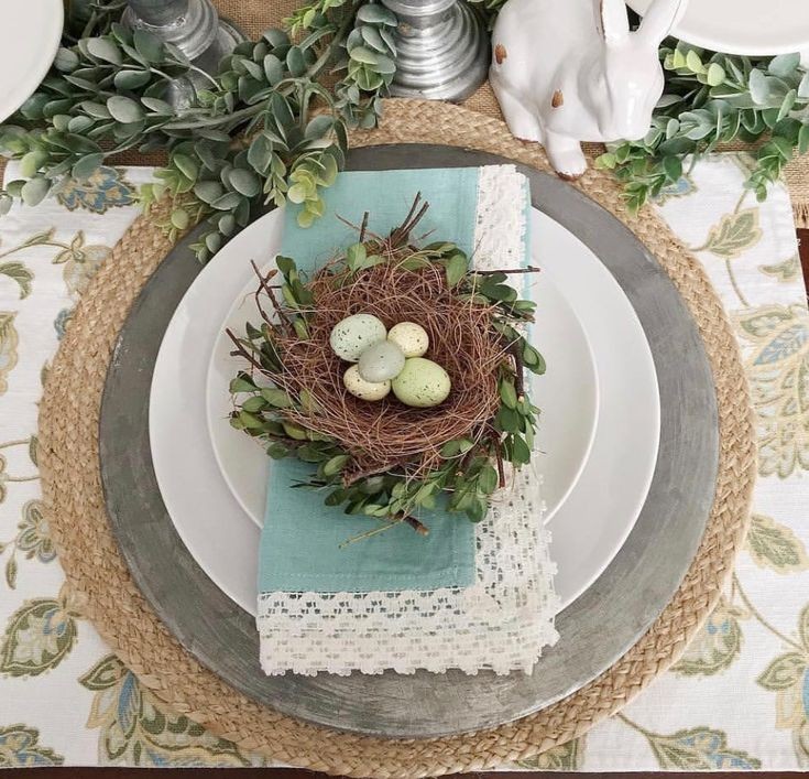 floral-wreaths-as-plate-chargers-easter-table-setting-ideas