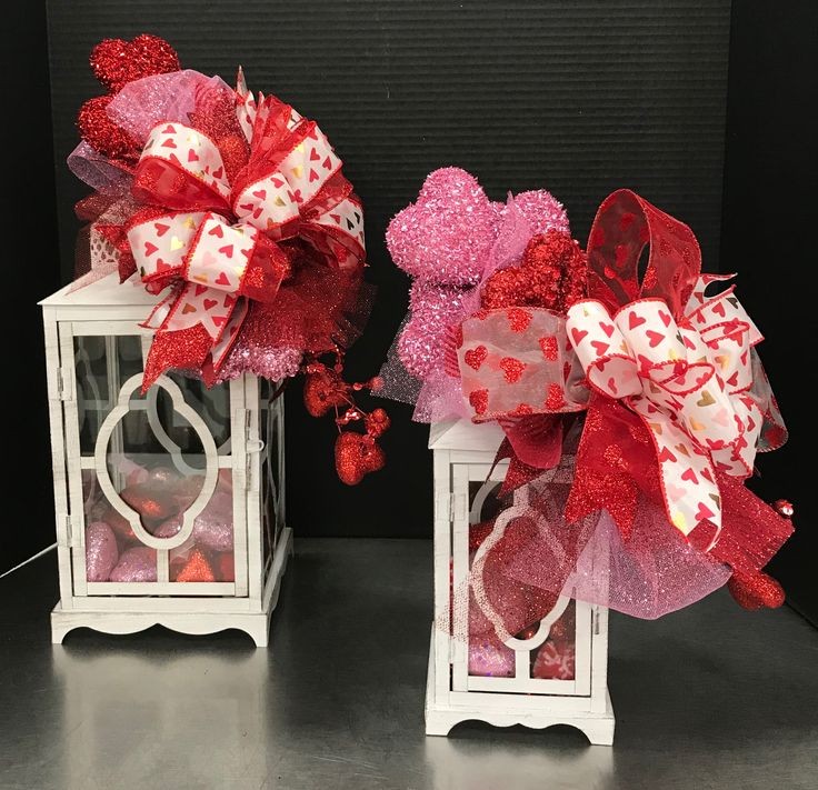 sweetheart-lantern-valentine-door-decor-ideas