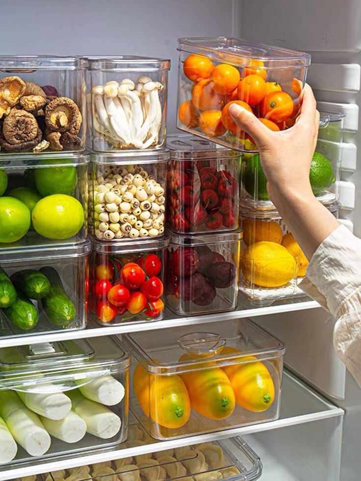 clear-storage-bins