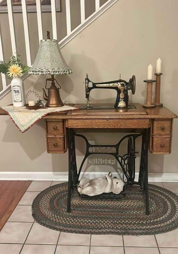 vintage-sewing-machines