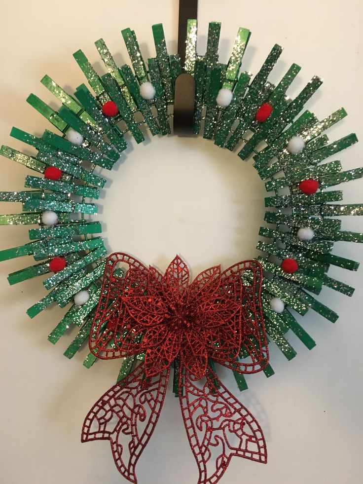 clothespin-wreath