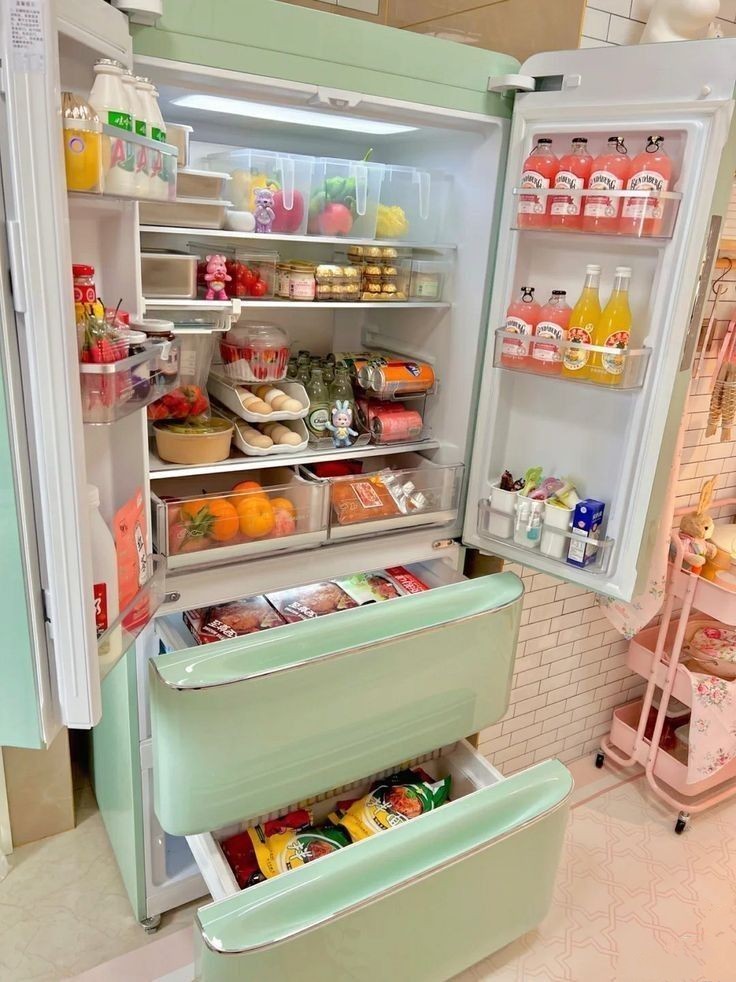 clean-your-refrigerator-thoroughly-tips-for-spring-cleaning-and-organizing