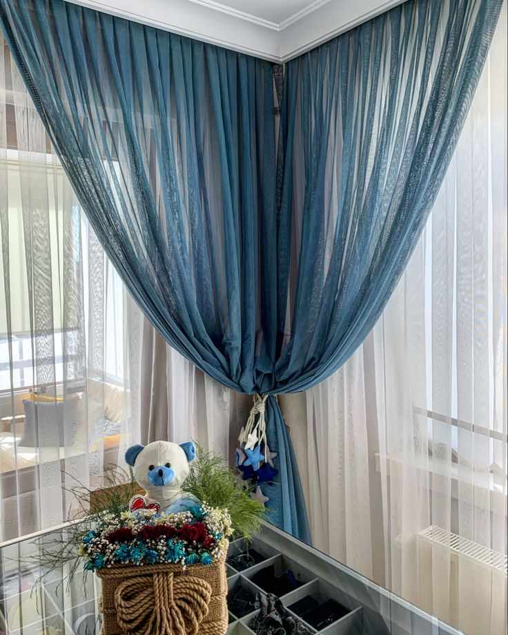 high-end-curtains-with-sheer-layers-living-room-decor-ideas-for-a-luxe-vibe