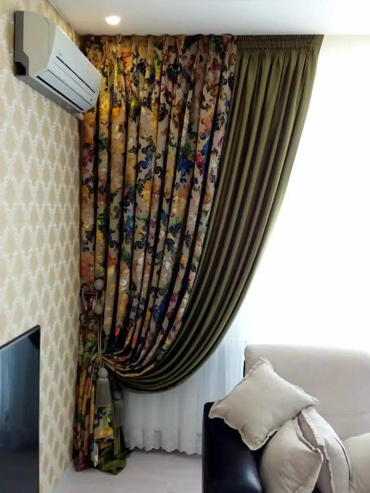 silk-curtains-or-drapes