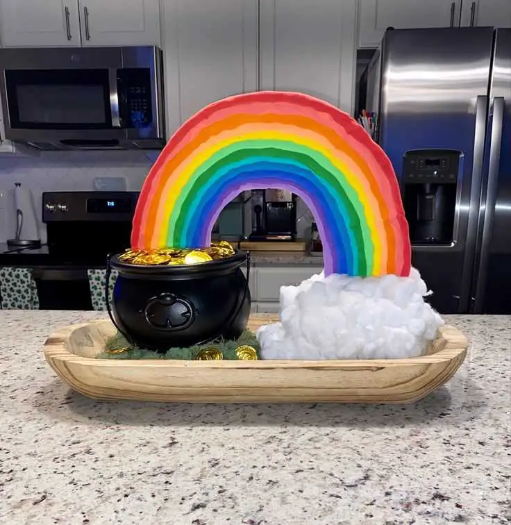 rainbow-and-pot-of-gold-wreath