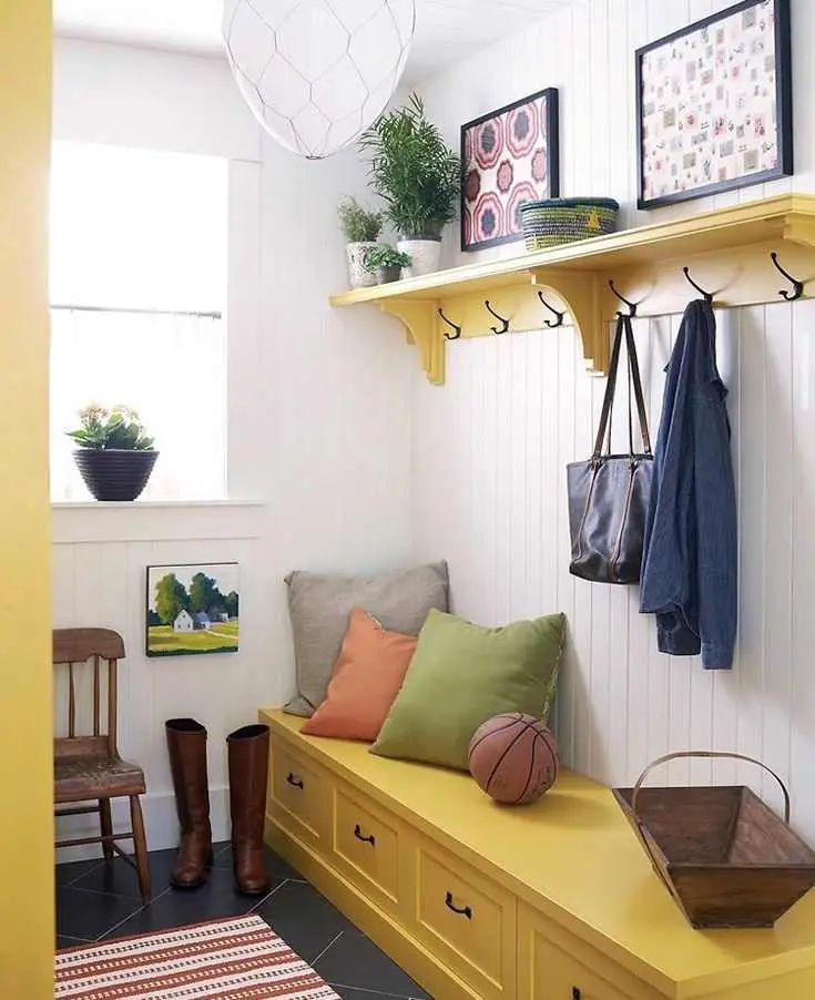 keep-your-entryway-tidy-organization-ideas-for-a-stress-free-morning-routine