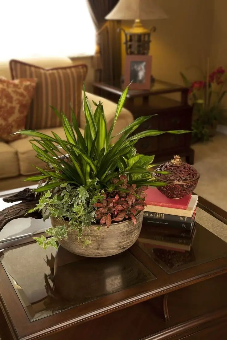 create-a-plant-table-centerpiece