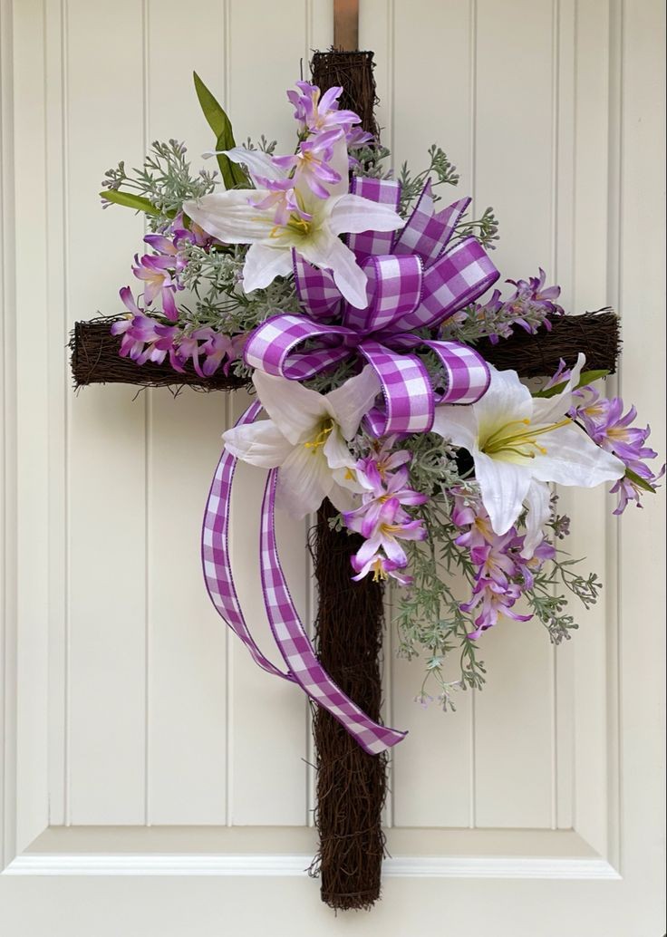 diy-cross-wreath-easter-door-decoration-ideas