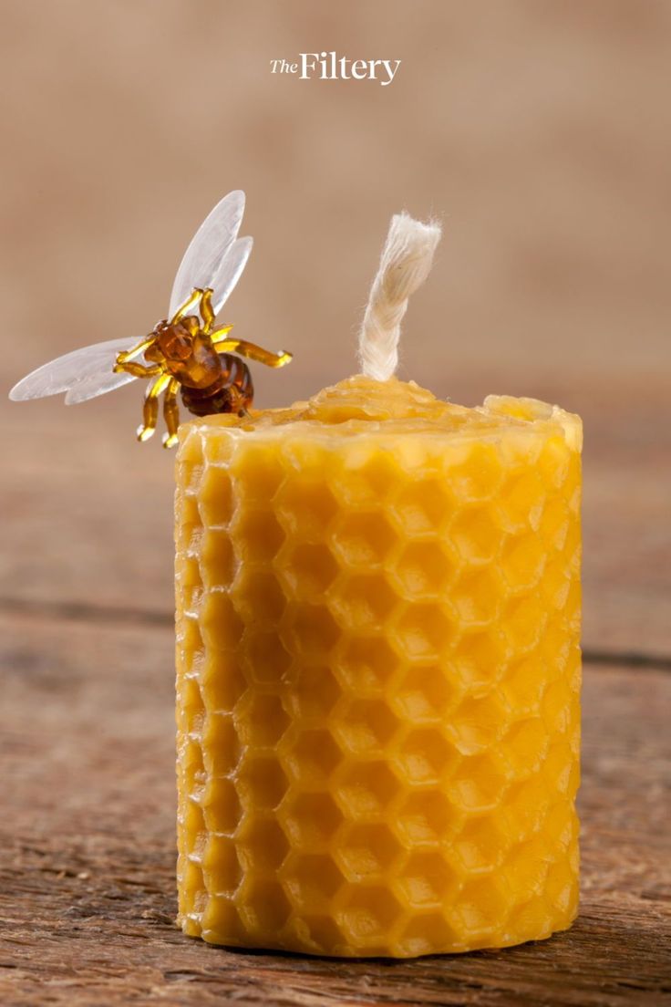 Beeswax-candles-as-one-of-eco-friendly-home-decor-ideas