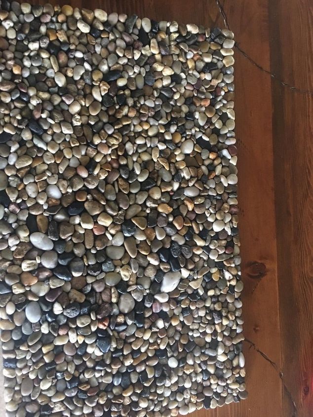 DIY-Pebble-Bath-Mat