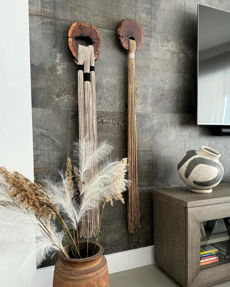 Driftwood-Art-and-Decor-way-to-decorate-with-natural-elements.