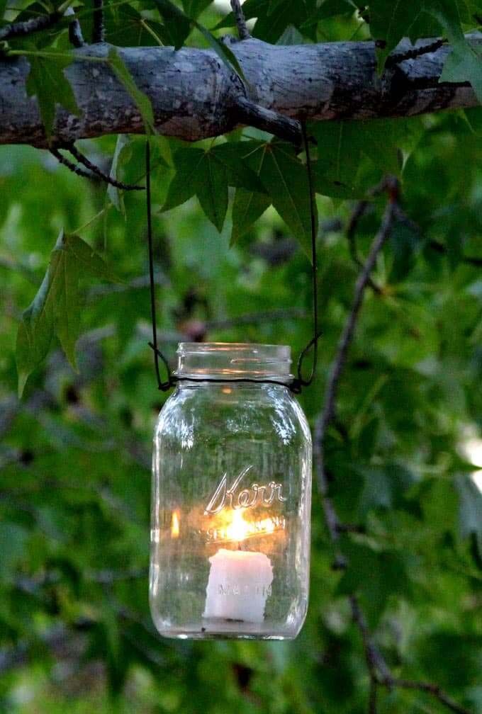 Mason-Jar-Hanging-Lights