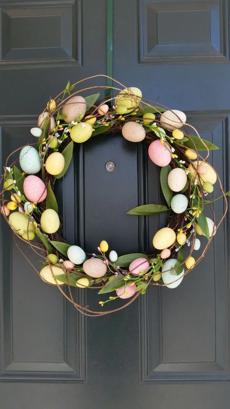 egg-shell-wreath