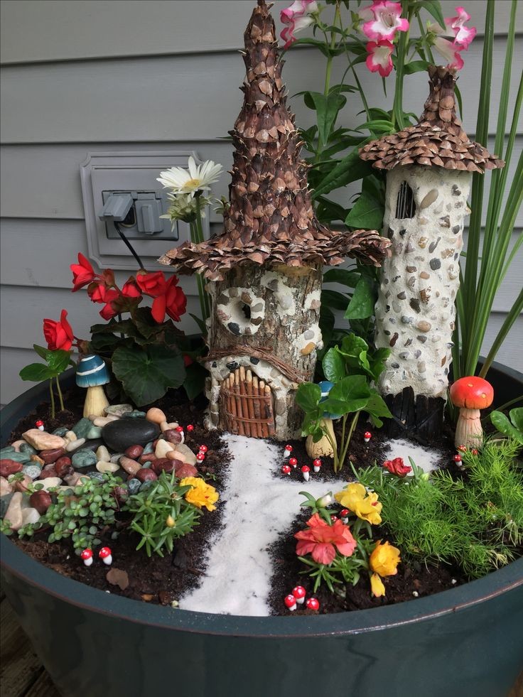 succulent-fairy-garden-ways-to-decorate-with-succulents