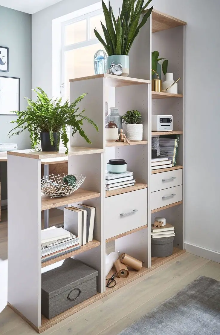 embrace-vertical-storage-tiny-apartment-decor-tips