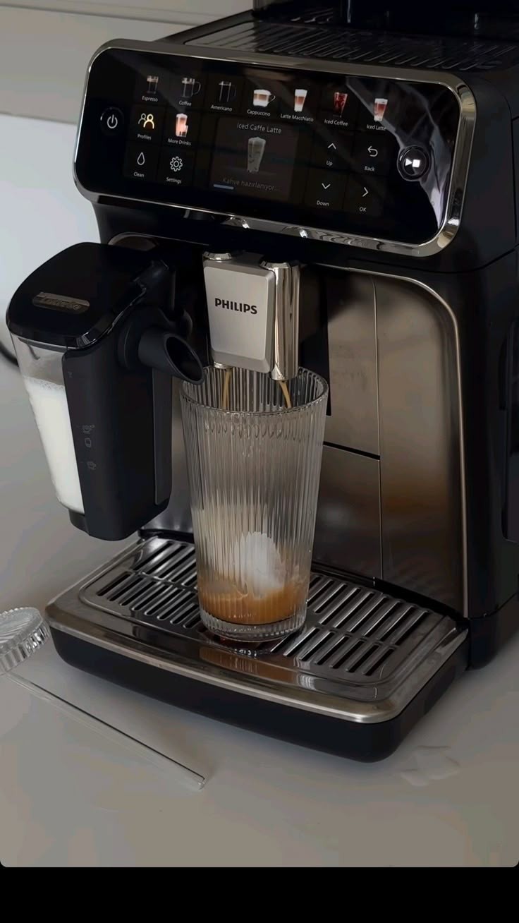 use-smart-coffee-makers-with-sleek-designs