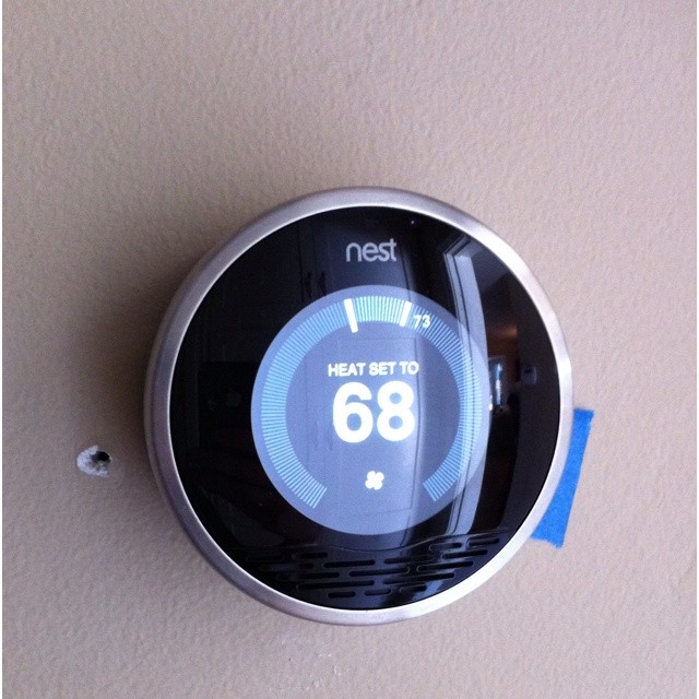 install-smart-thermostats-with-a-modern-aesthetics