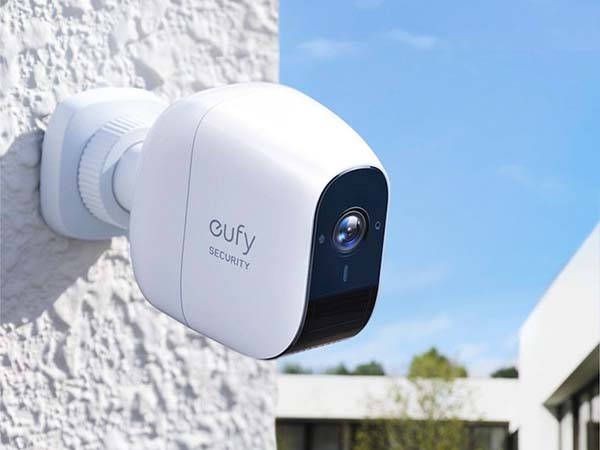 install-smart-home-security-cameras-discreetly