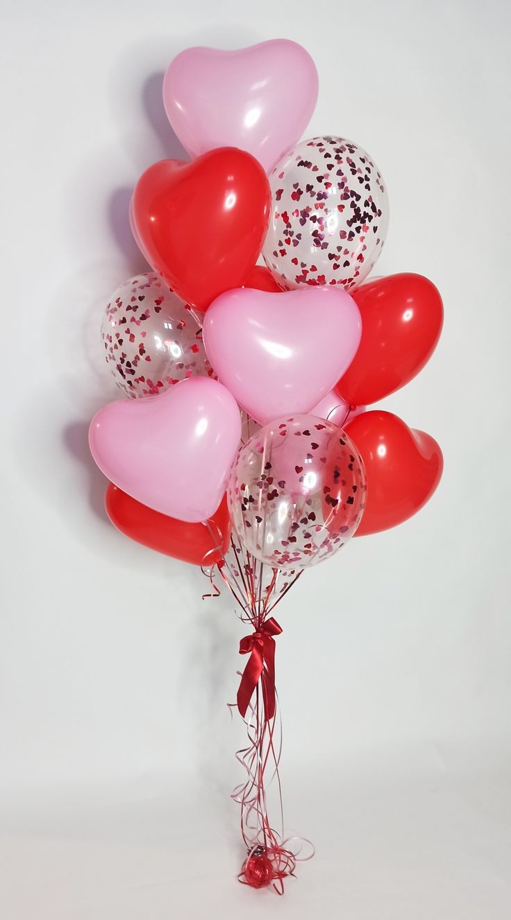 heart-shaped-ballons-valentine's-day-decor-ideas