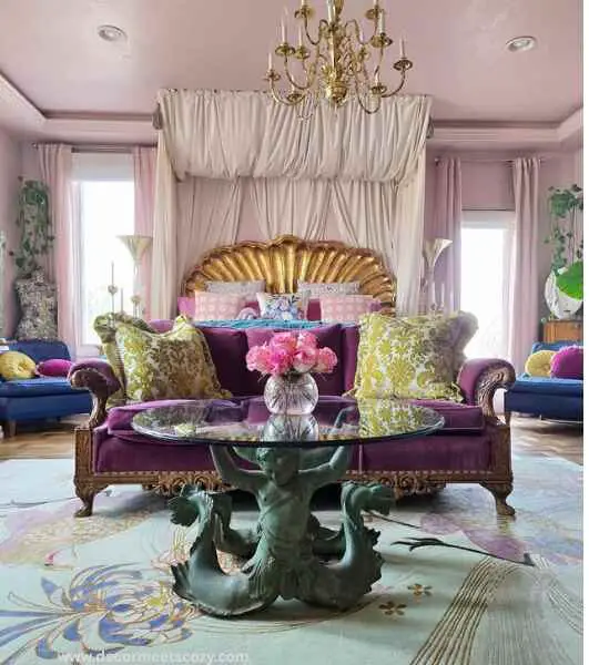 How- to- Decorate- with- Antiques- in- a- Modern- Style