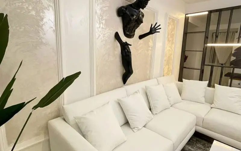 The Best Way To Decorate Your Home Using Statement Pieces